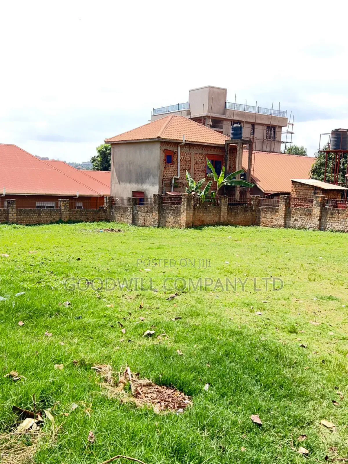 3bdrm House in Bwebajja Entebbe, Central Division for sale