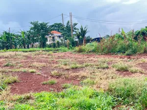 15decima15 Decimals for Sale Kira, Private Mailo Land Title