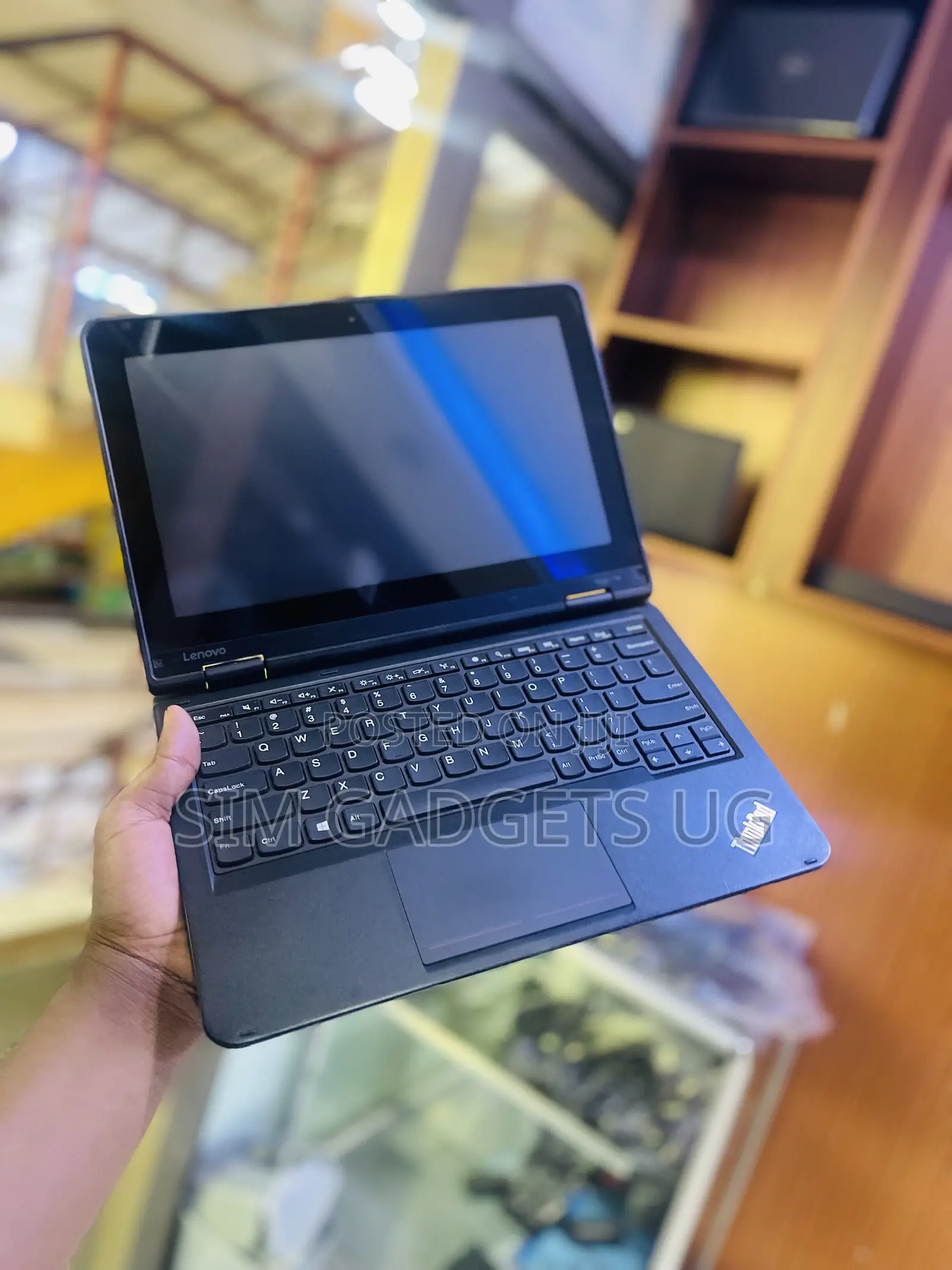 Laptop Lenovo Yoga 9i 4GB Intel Core i3 SSD 128GB