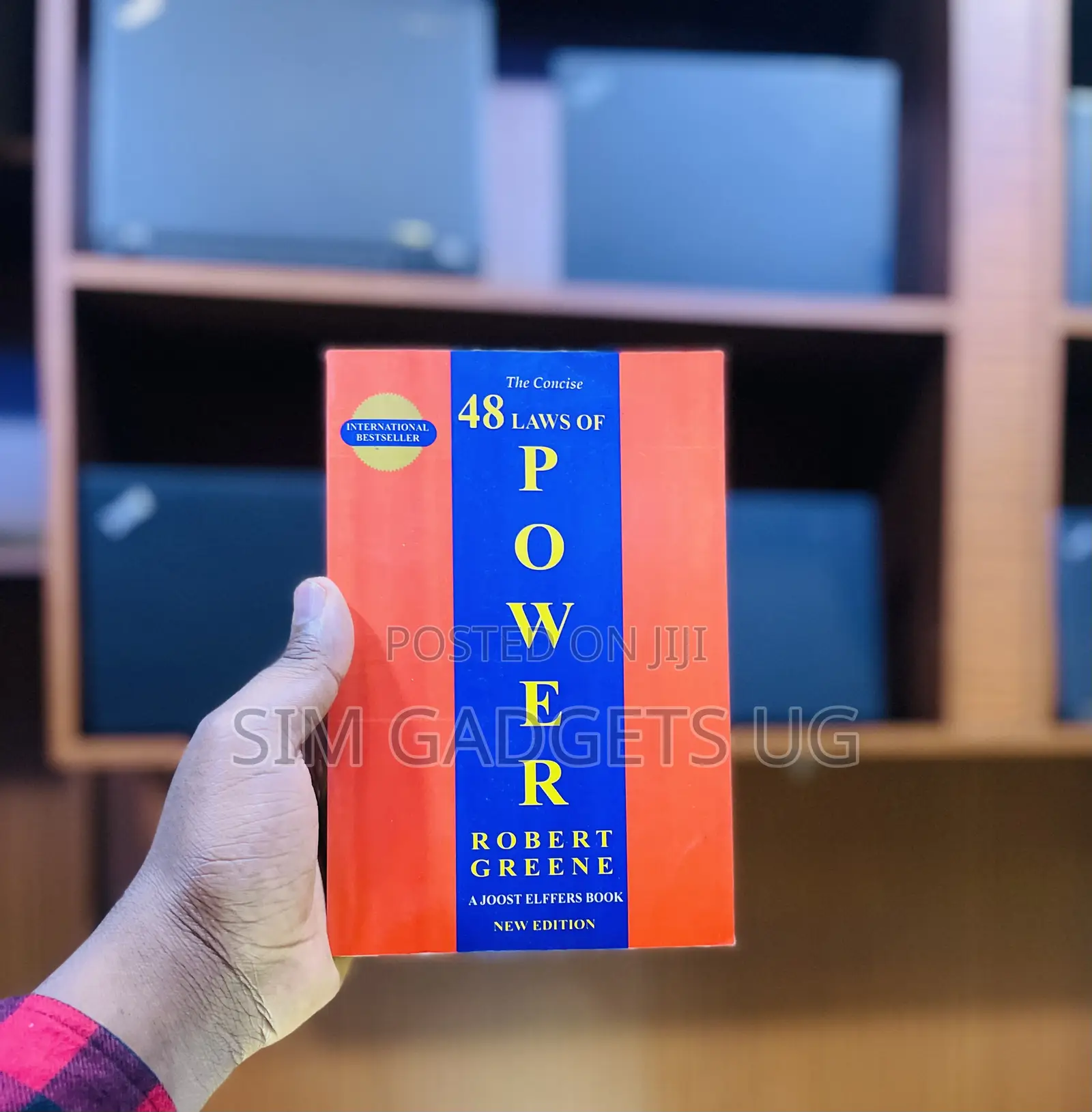 48 Laws of Power. Robert Greene Author.