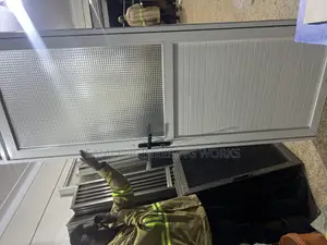 Aluminum Bathroom Door Designs