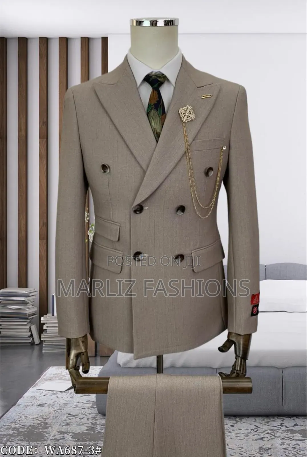 Men's Quality Double Breast Suit Fashioned for Parties,Weddings