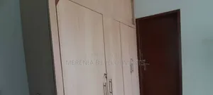 3bdrm Apartment in Muyenga, Makindye for rent