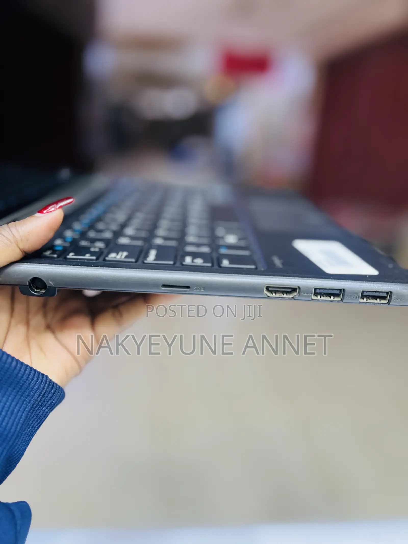Laptop Dell Latitude 3189 4GB Intel Celeron SSD 128GB