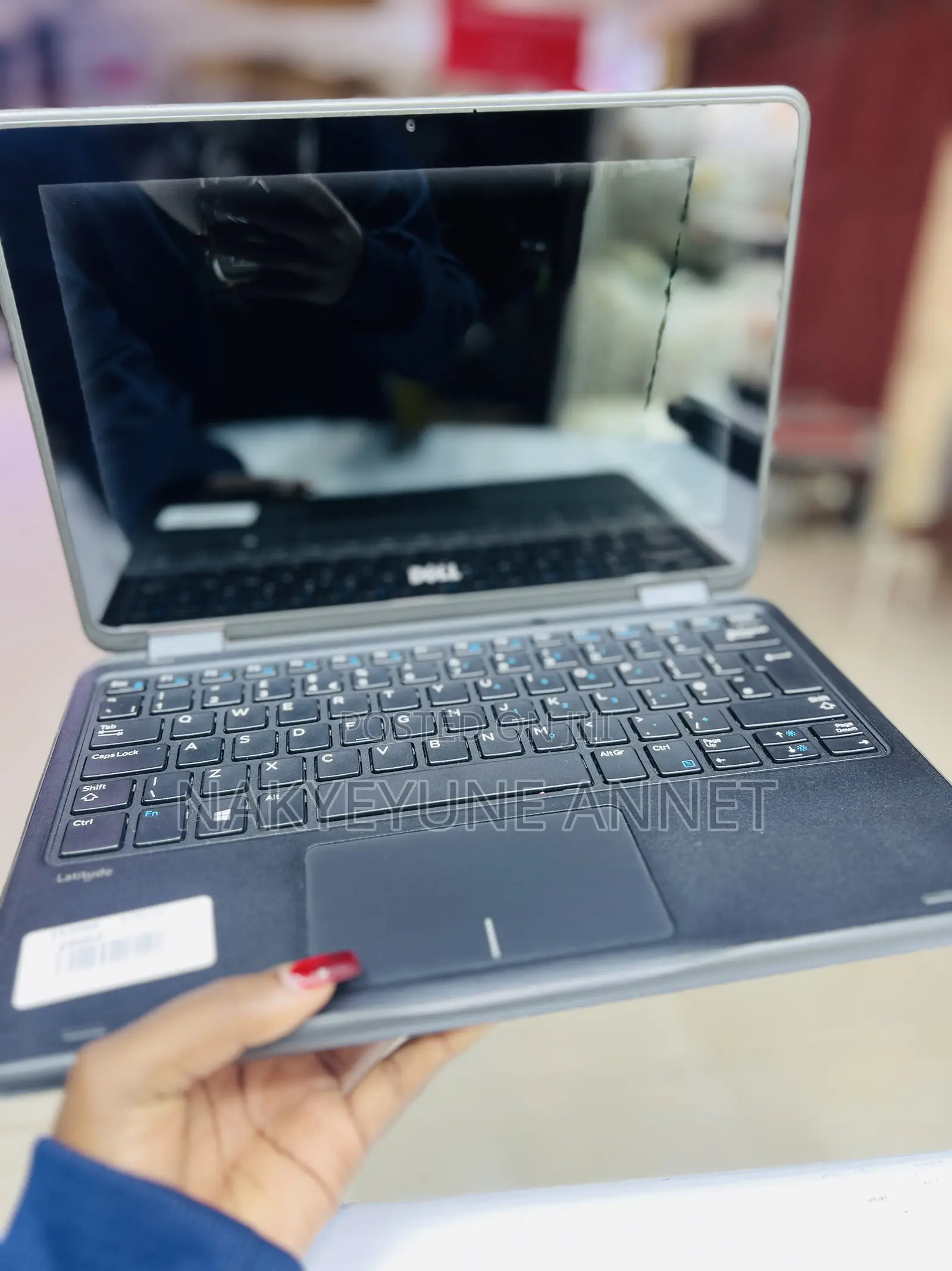 Laptop Dell Latitude 3189 4GB Intel Celeron SSD 128GB