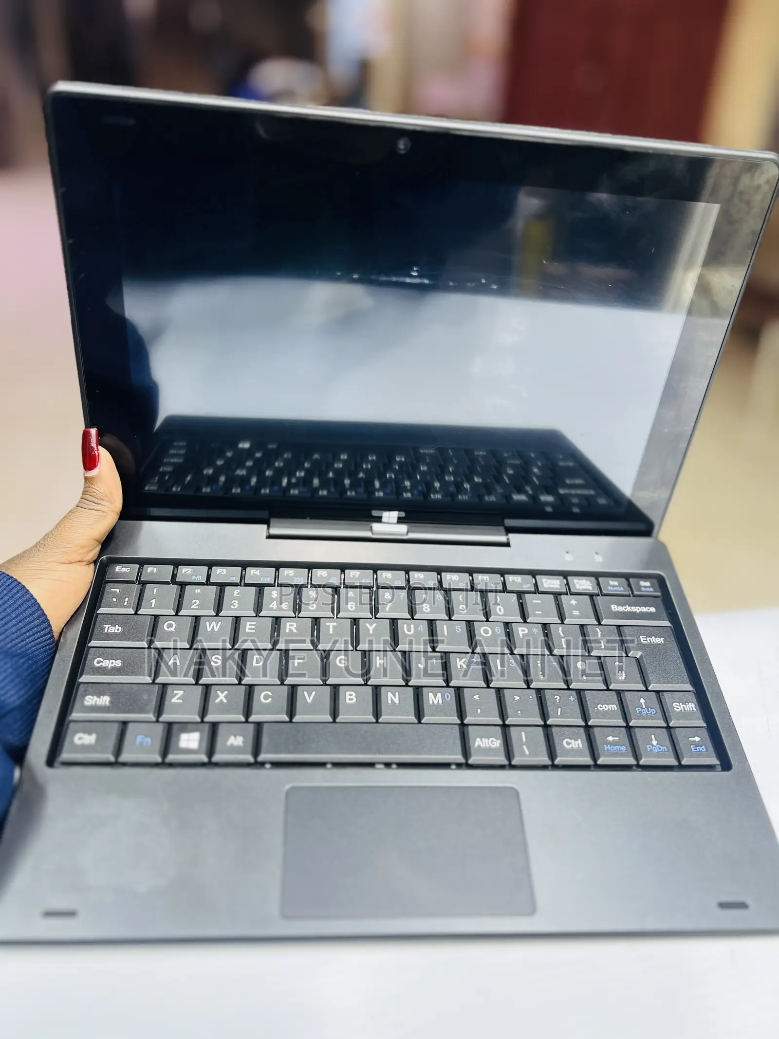 Laptop 4GB Intel Celeron HDD 128GB