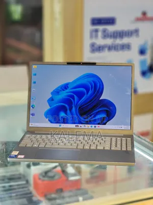 New Lenovo IdeaPad 5 Slim 13th Gen i7 16GB Intel Core i5 SSD 512GB