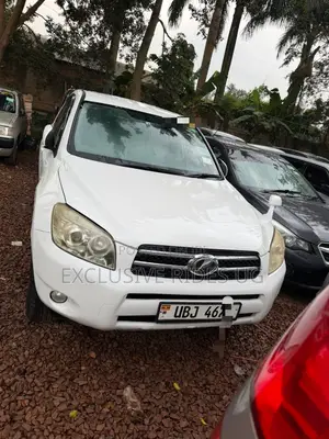Toyota RAV4 2008 White