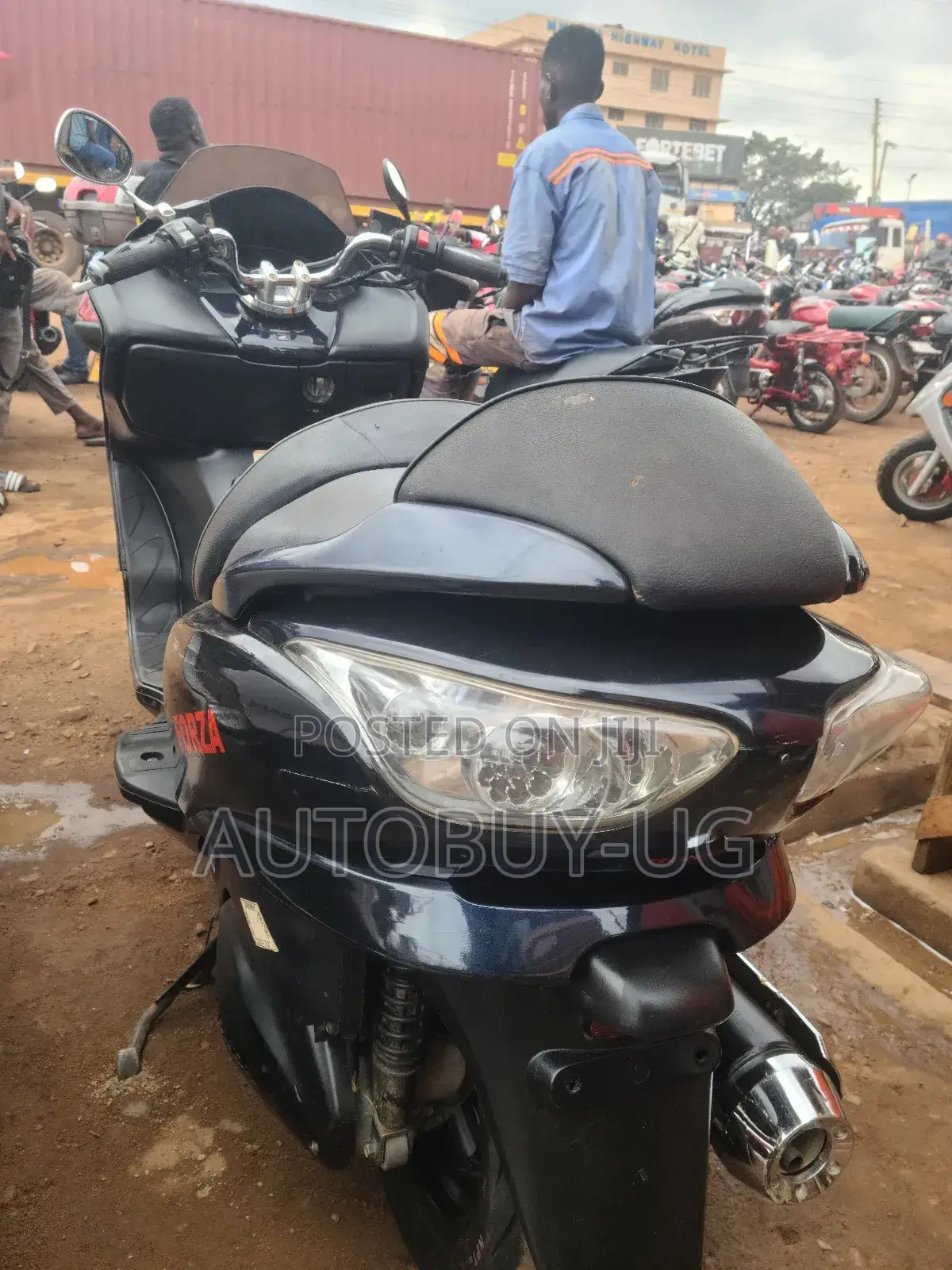 Honda Forza 2016 Blue