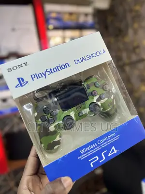 Sony Dualshock 4 Wireless Controller for Playstation 4 - Camouflage
