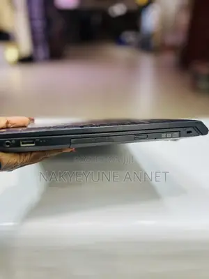 Laptop Lenovo 4GB Intel Core i5 HDD 500GB