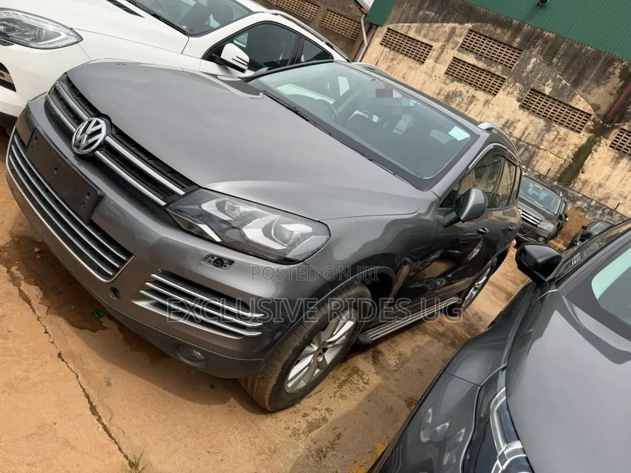 Volkswagen Touareg 2014 Gray