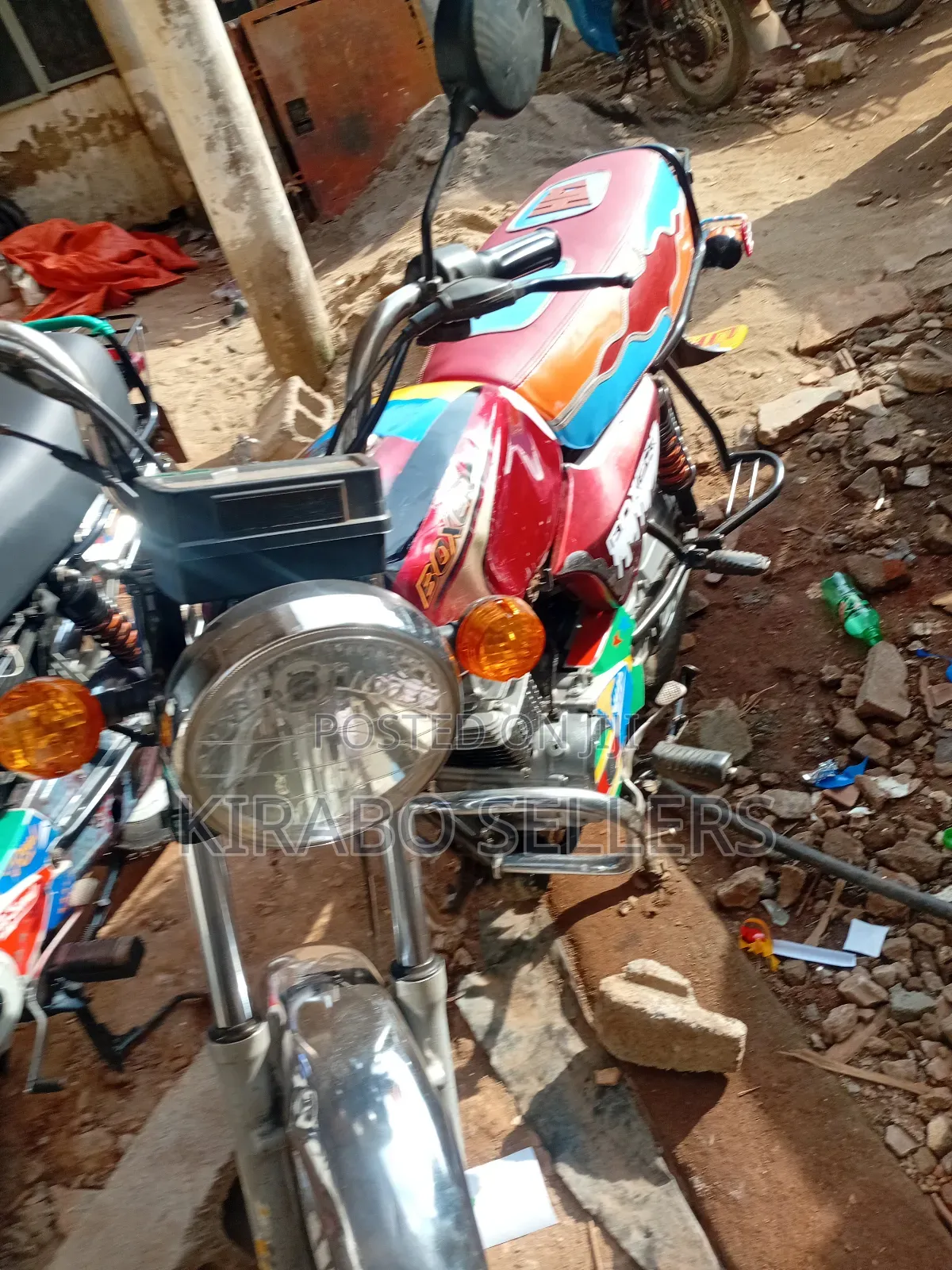 Bajaj Boxer 100 2023 Red