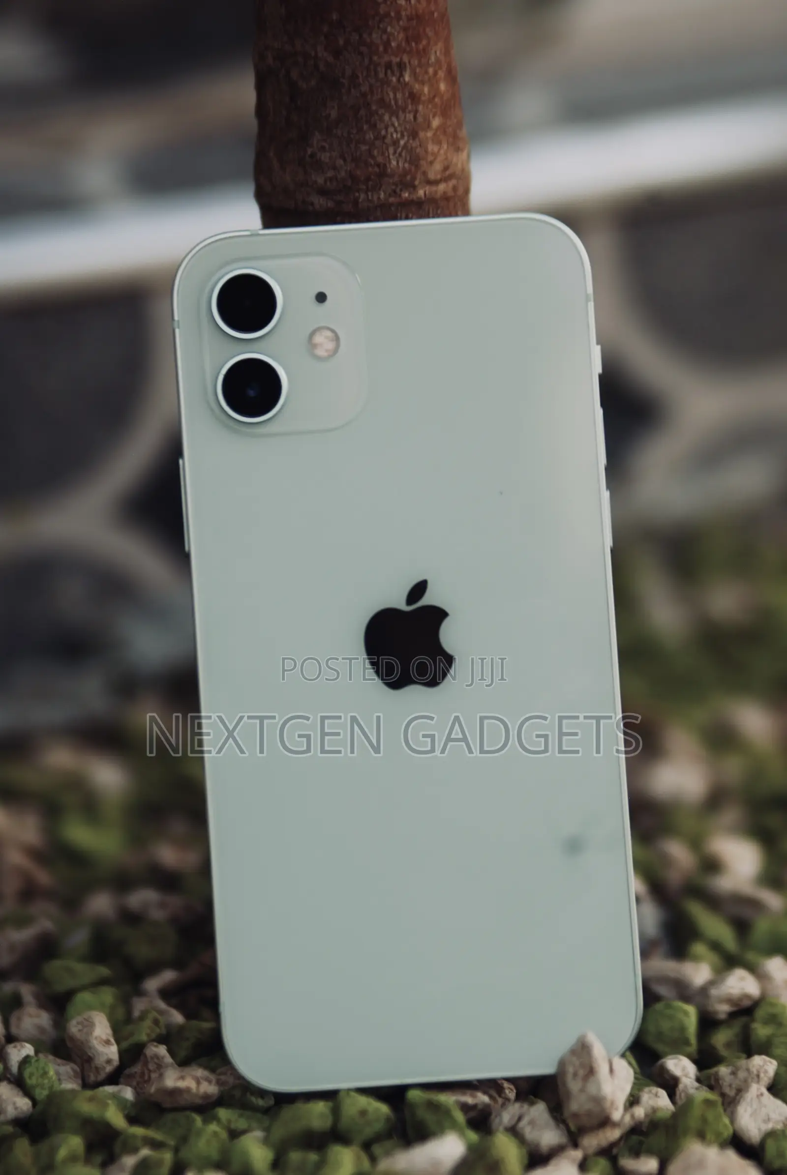 Apple iPhone 12 64 GB White