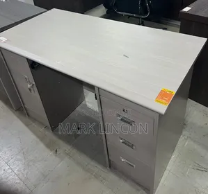 Office Desk a Laminate Top