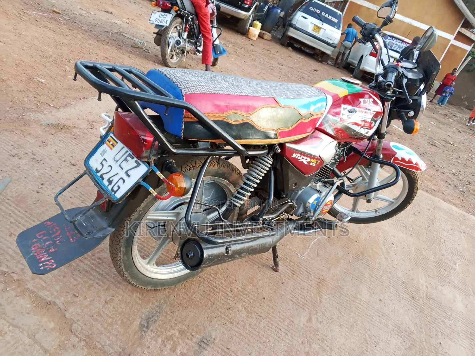 TVS HLX 125 2019 Red