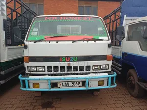 Isuzu Juston