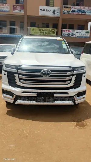 Toyota Land Cruiser Prado 2.4 Petrol 2024 White