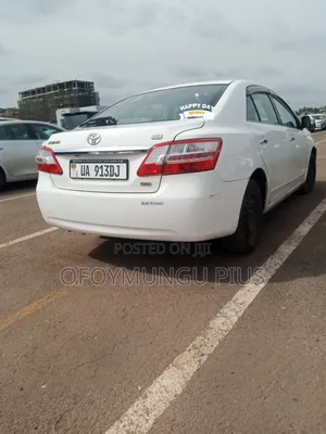 Toyota Premio 2010 White