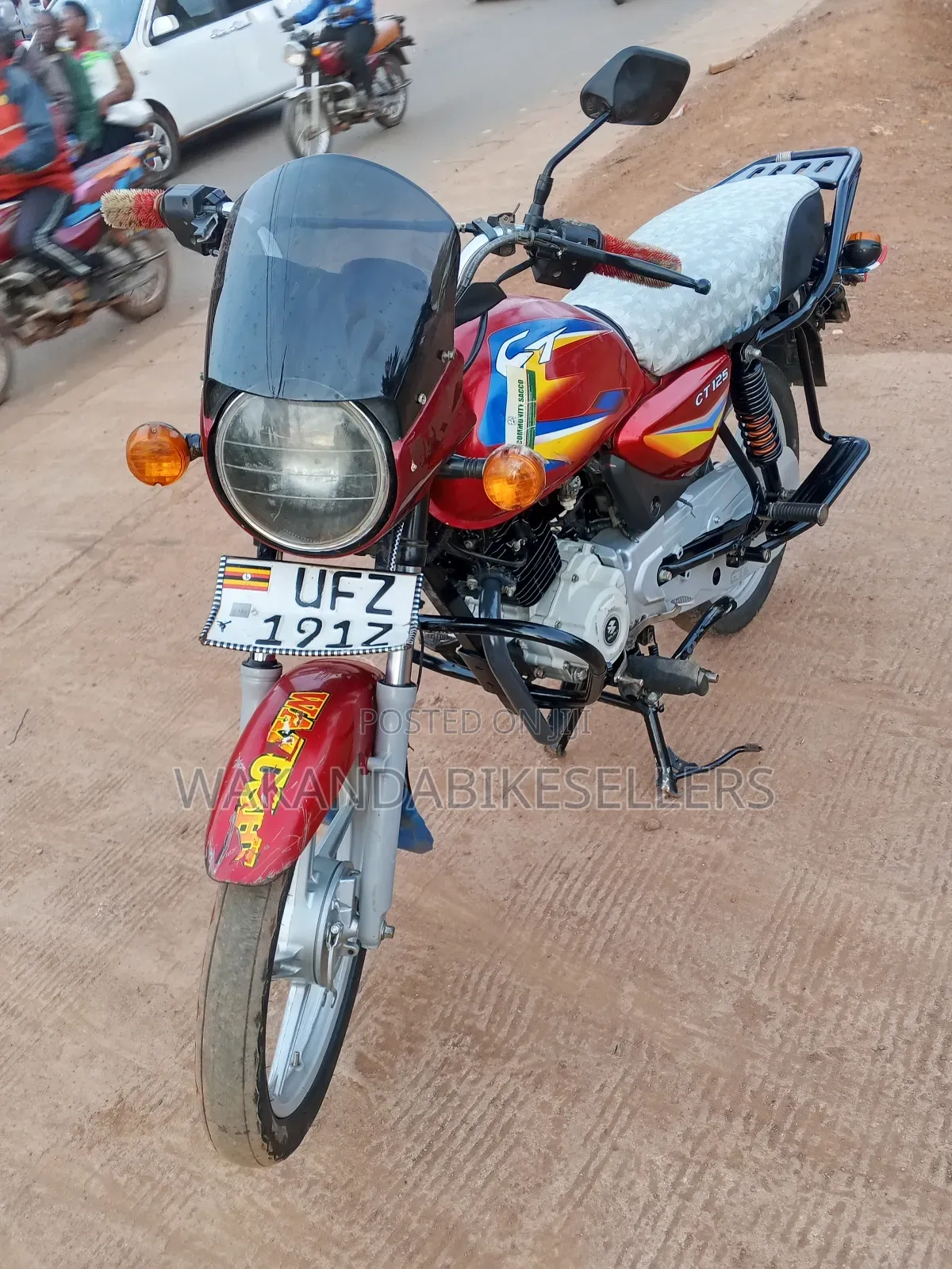Bajaj Boxer 125 2023 Red