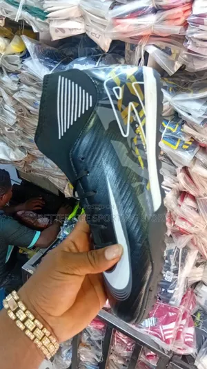 Football Boots Nike Air Zoom 8...,