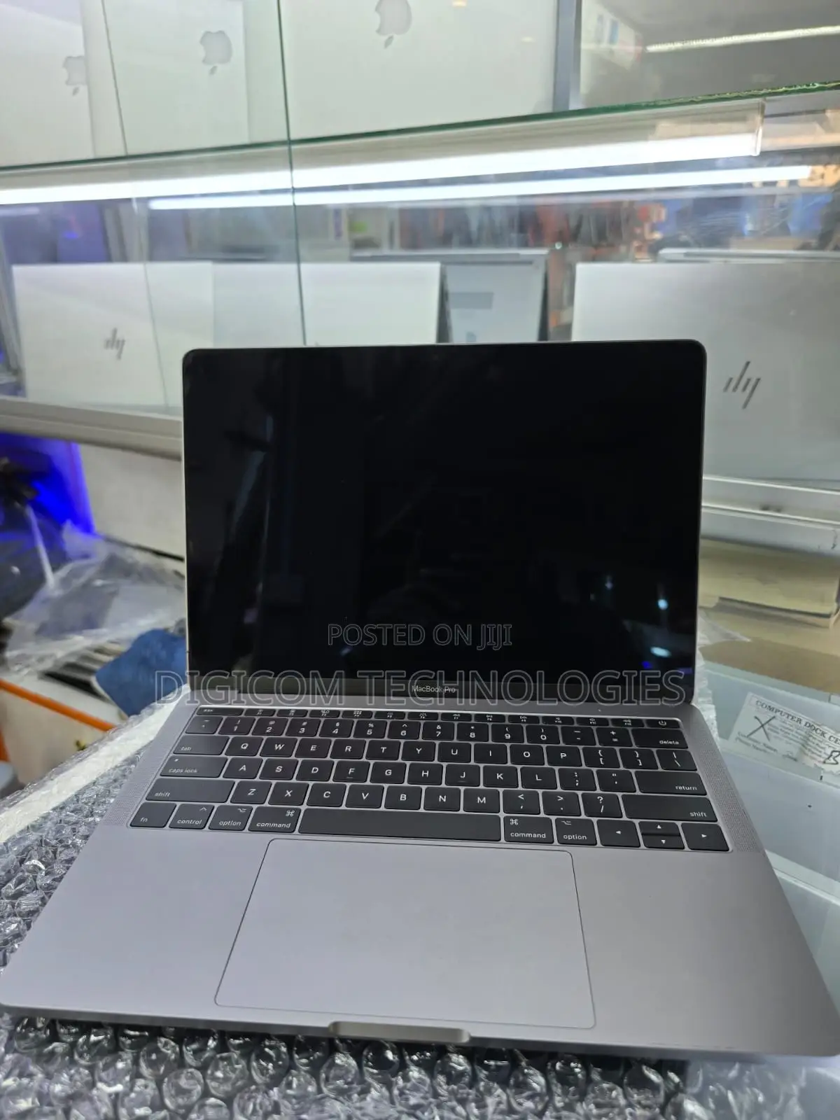 Laptop Apple MacBook Pro 2017 8GB Intel Core I5 SSD 256GB