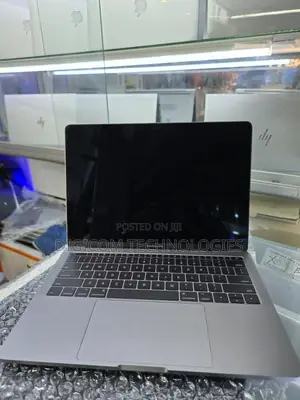 Laptop Apple MacBook Pro 2017 8GB Intel Core I5 SSD 256GB