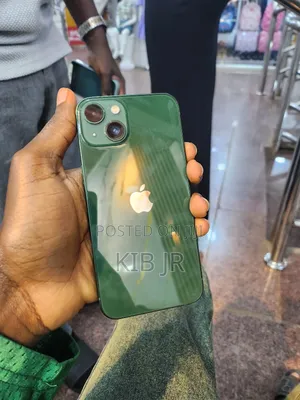 Apple iPhone 13 128 GB Green