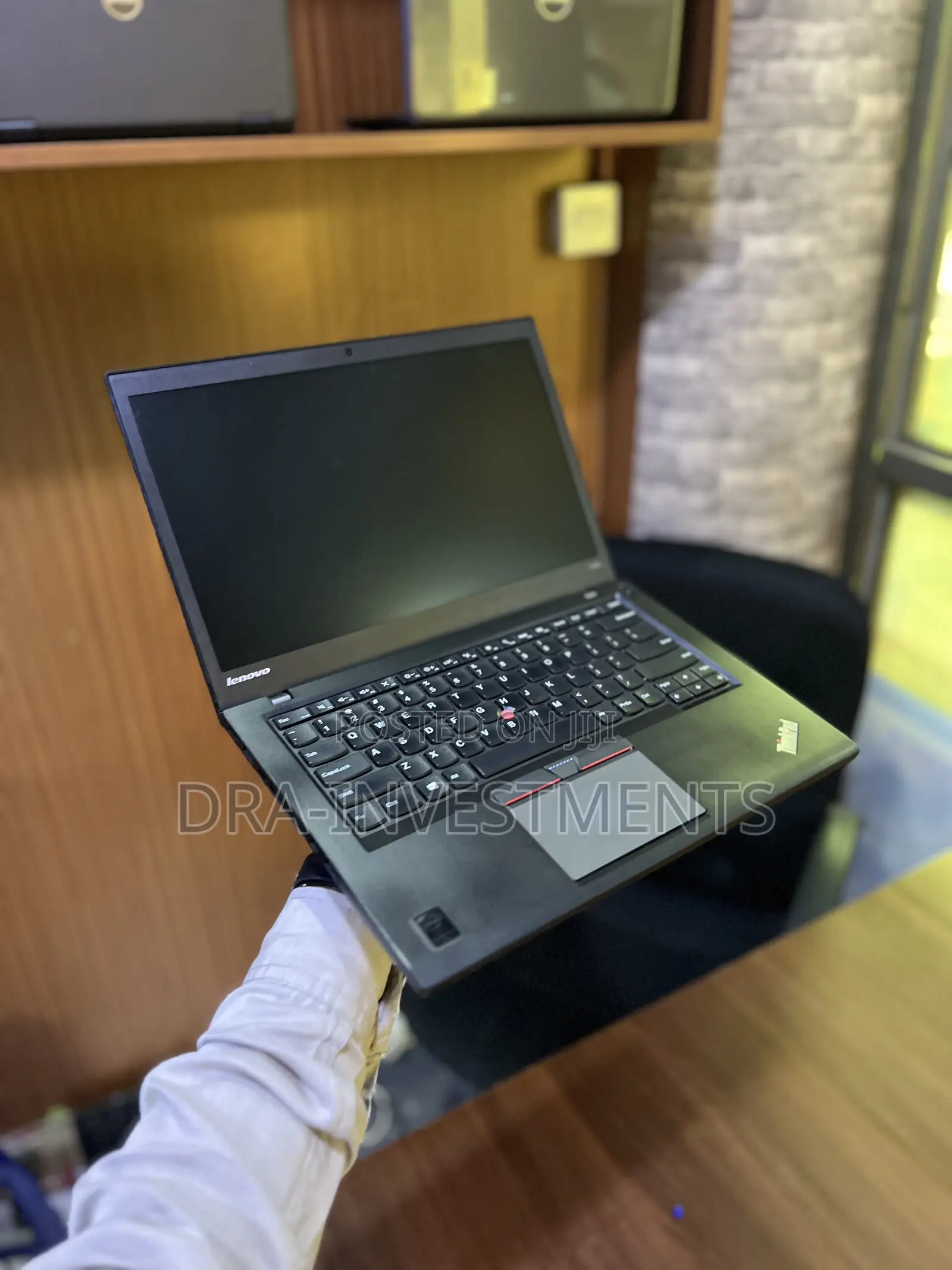 Laptop Lenovo ThinkPad T450 4GB Intel Core i5 HDD+SSD 500GB