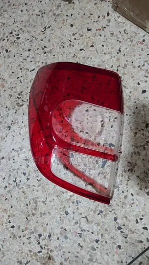 Toyota Ist 2008 - 2012 Taillamp Glass/ Lens