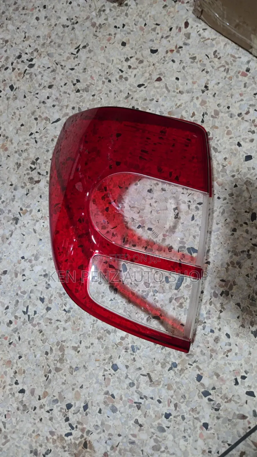 Toyota Ist 2008 - 2012 Taillamp Glass/ Lens
