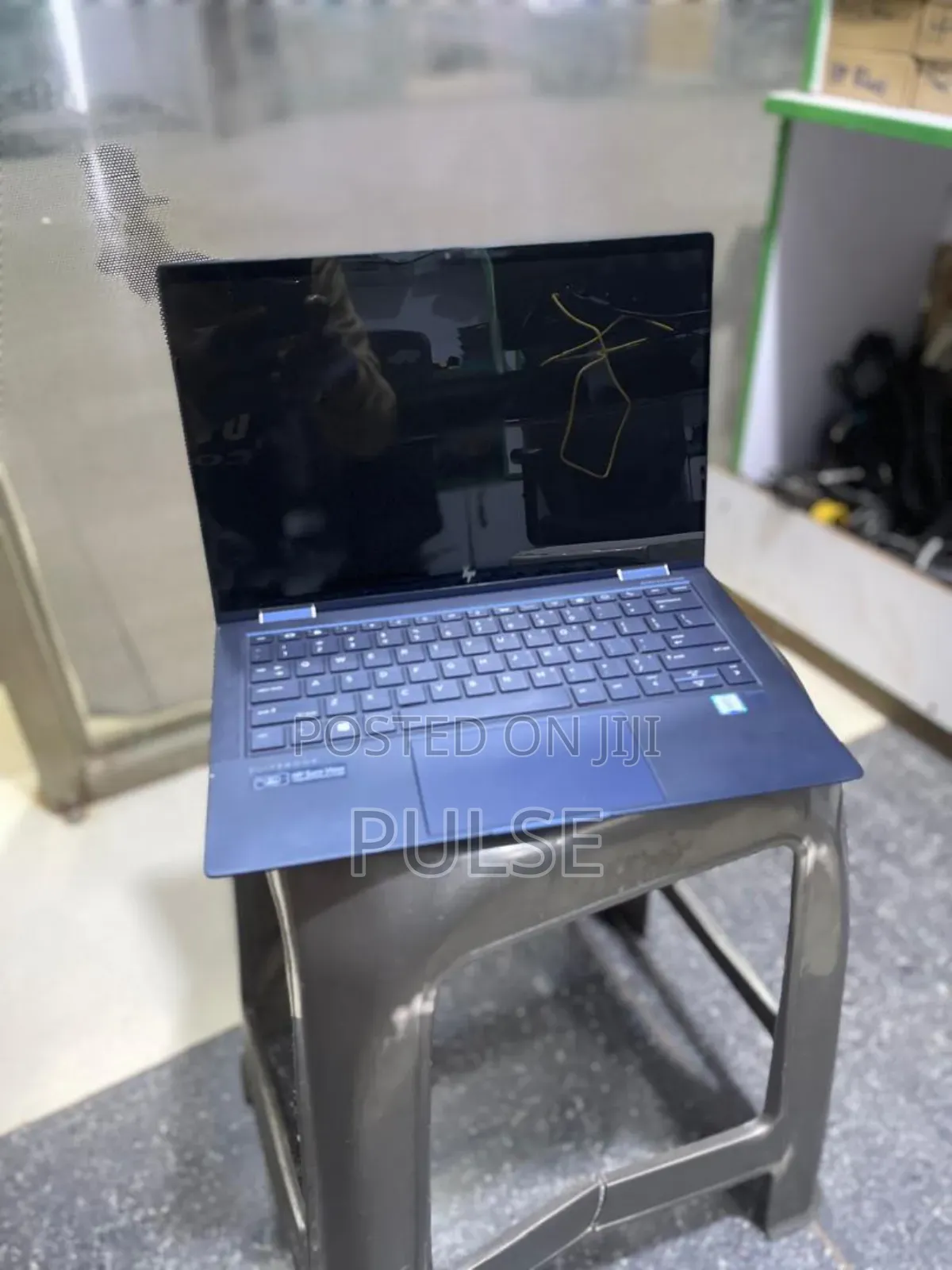 Laptop HP Dragonfly G4 16GB Intel Core I7 SSD 512GB