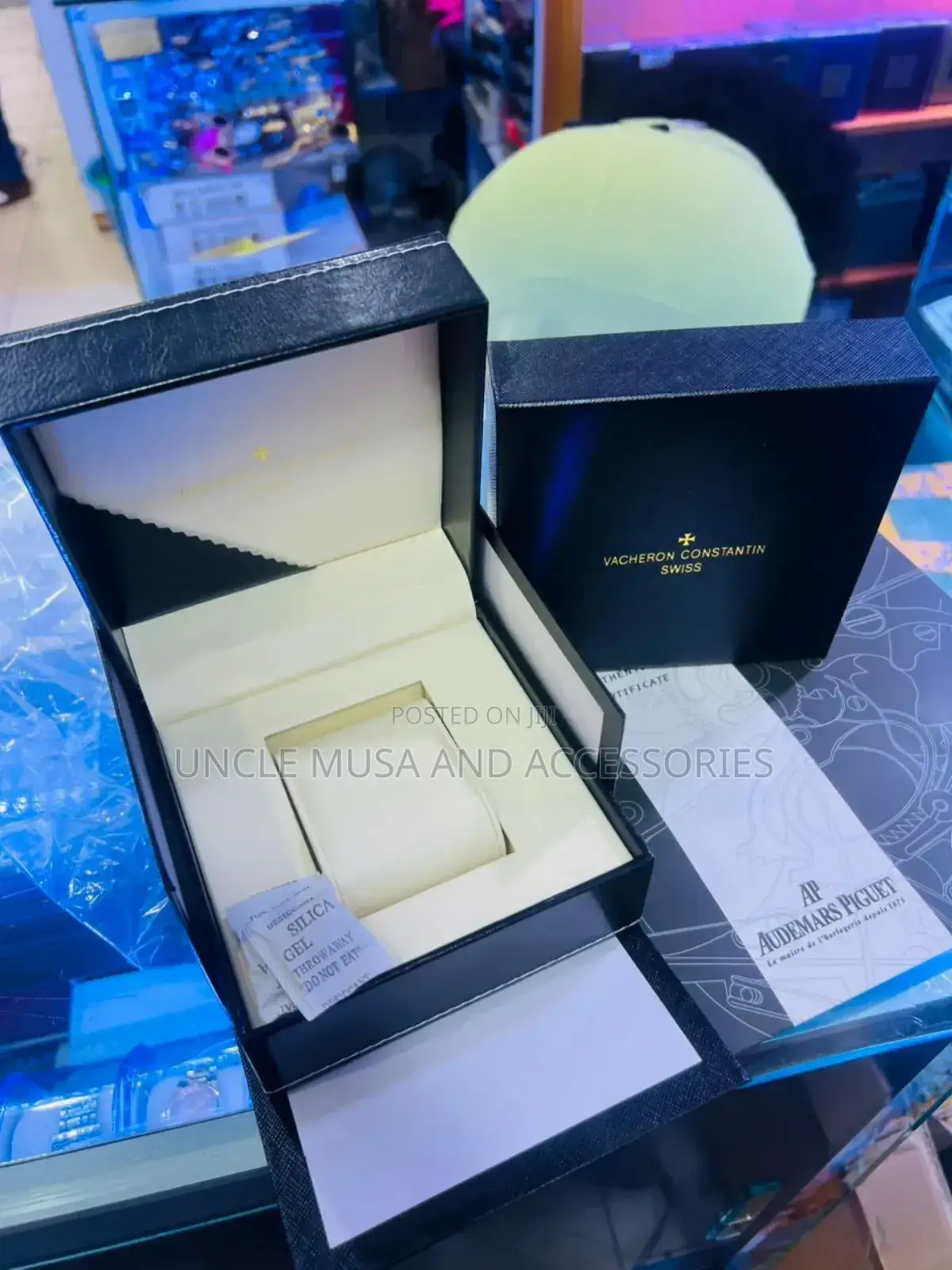 Watch Boxes