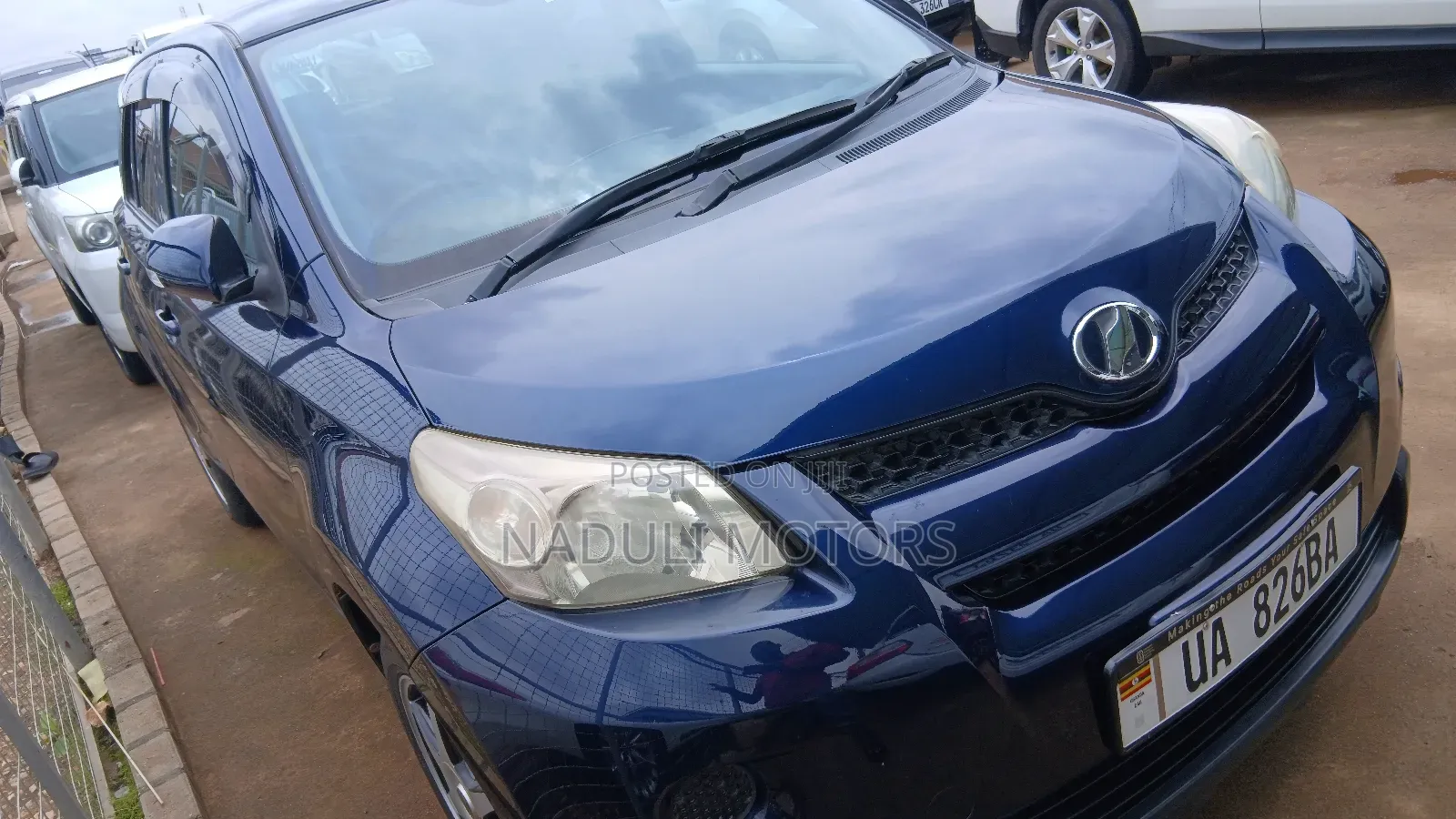 Toyota IST 2011 Blue