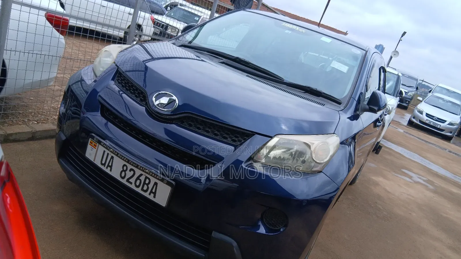 Toyota IST 2011 Blue