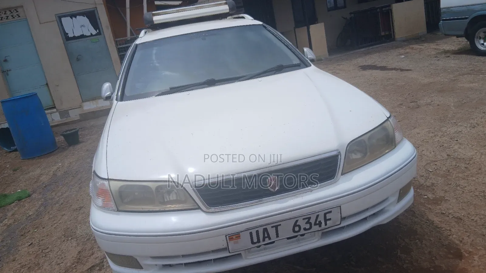 Toyota Mark II Qualis 2002 White