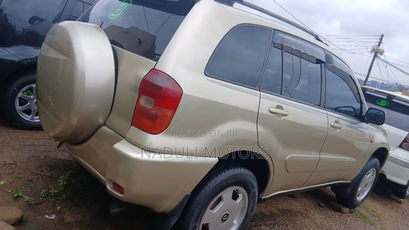 Toyota RAV4 1.8 2005 Gold