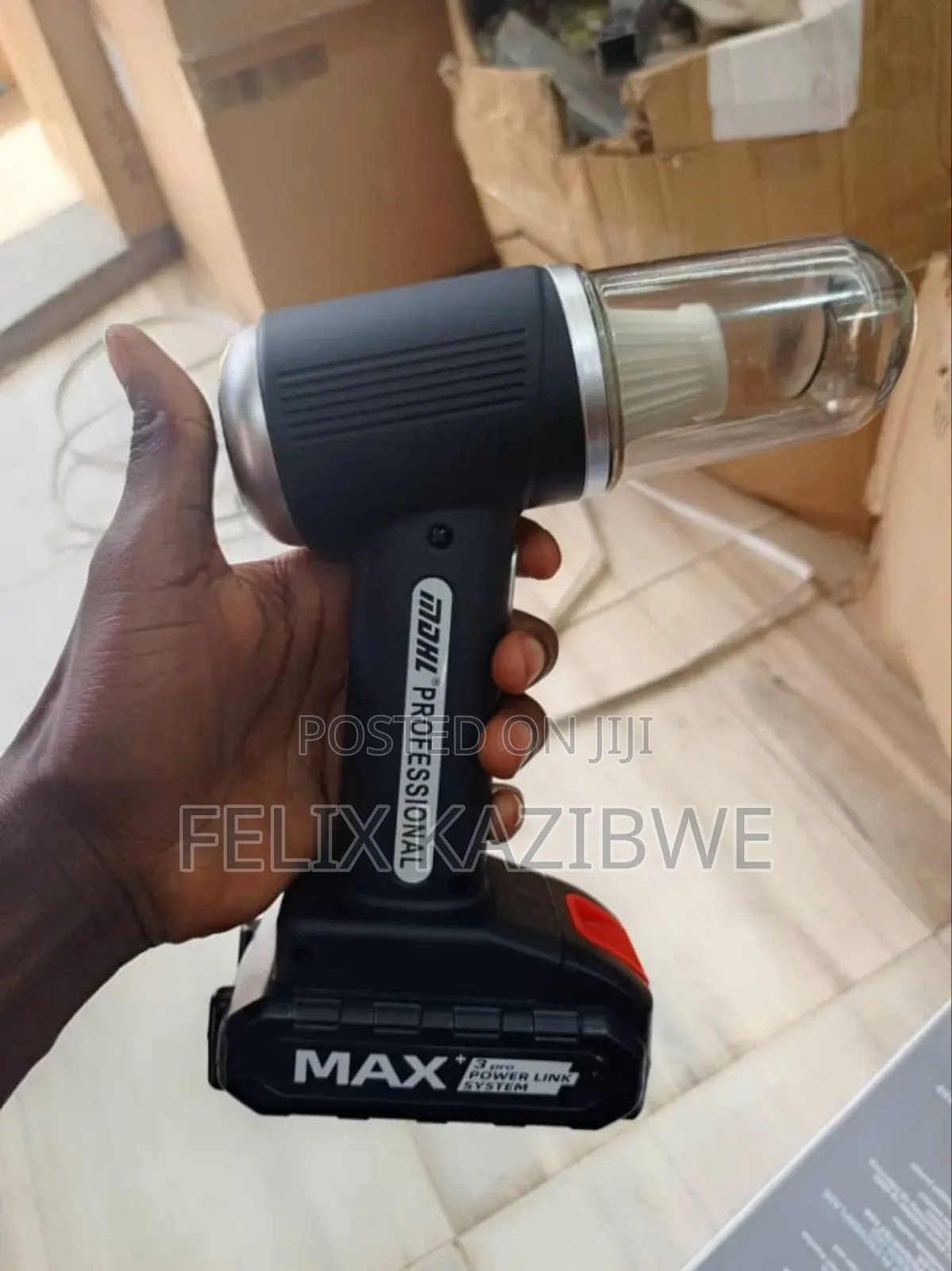 Car Mounted Vacuum Cleaner.