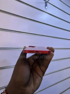 Apple iPhone 13 128 GB Red