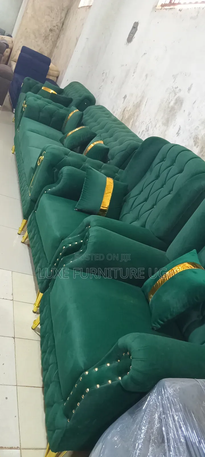 Classy Sofa Set 7seater Green