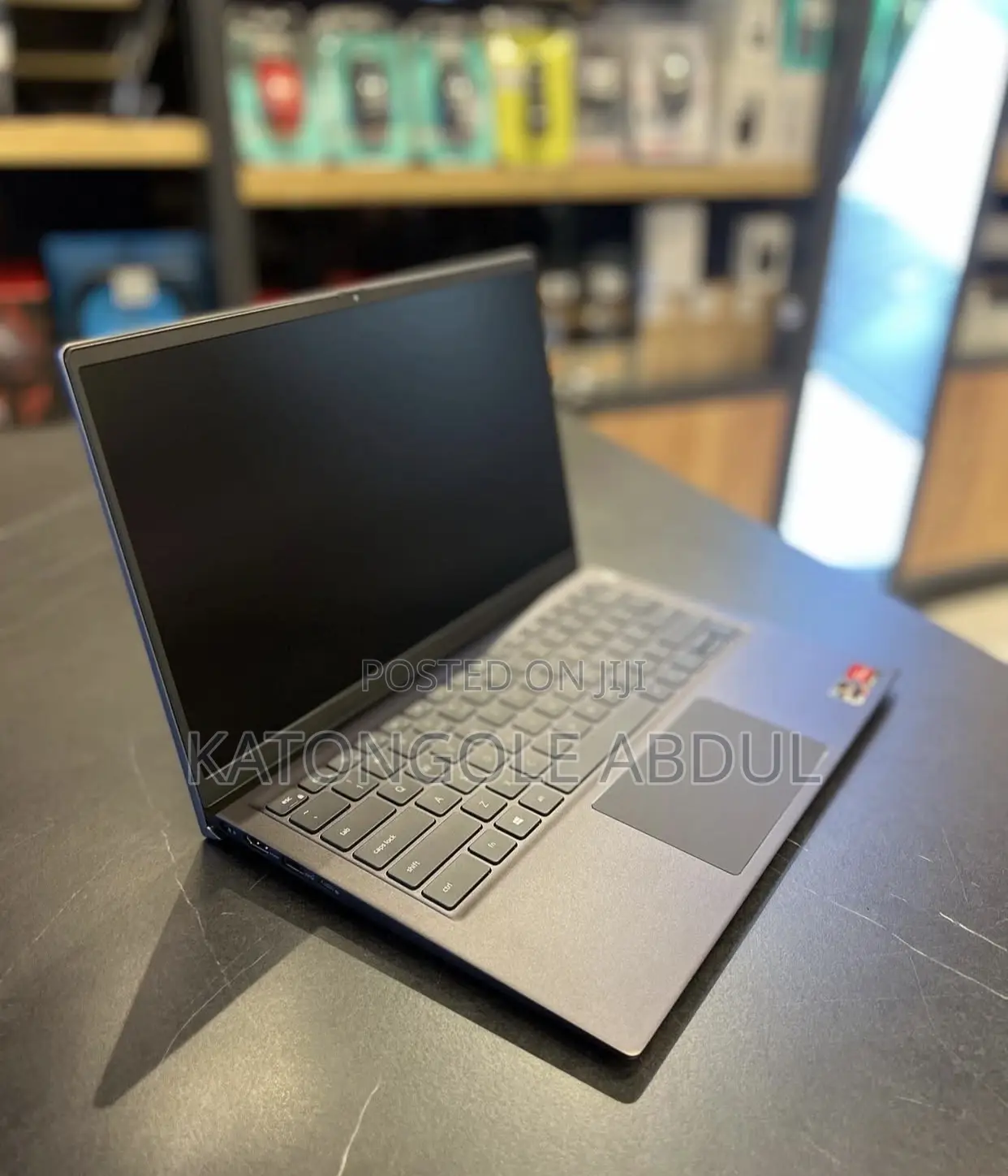 New Laptop Dell Vostro 5481 24GB AMD Ryzen 5 SSD 512GB