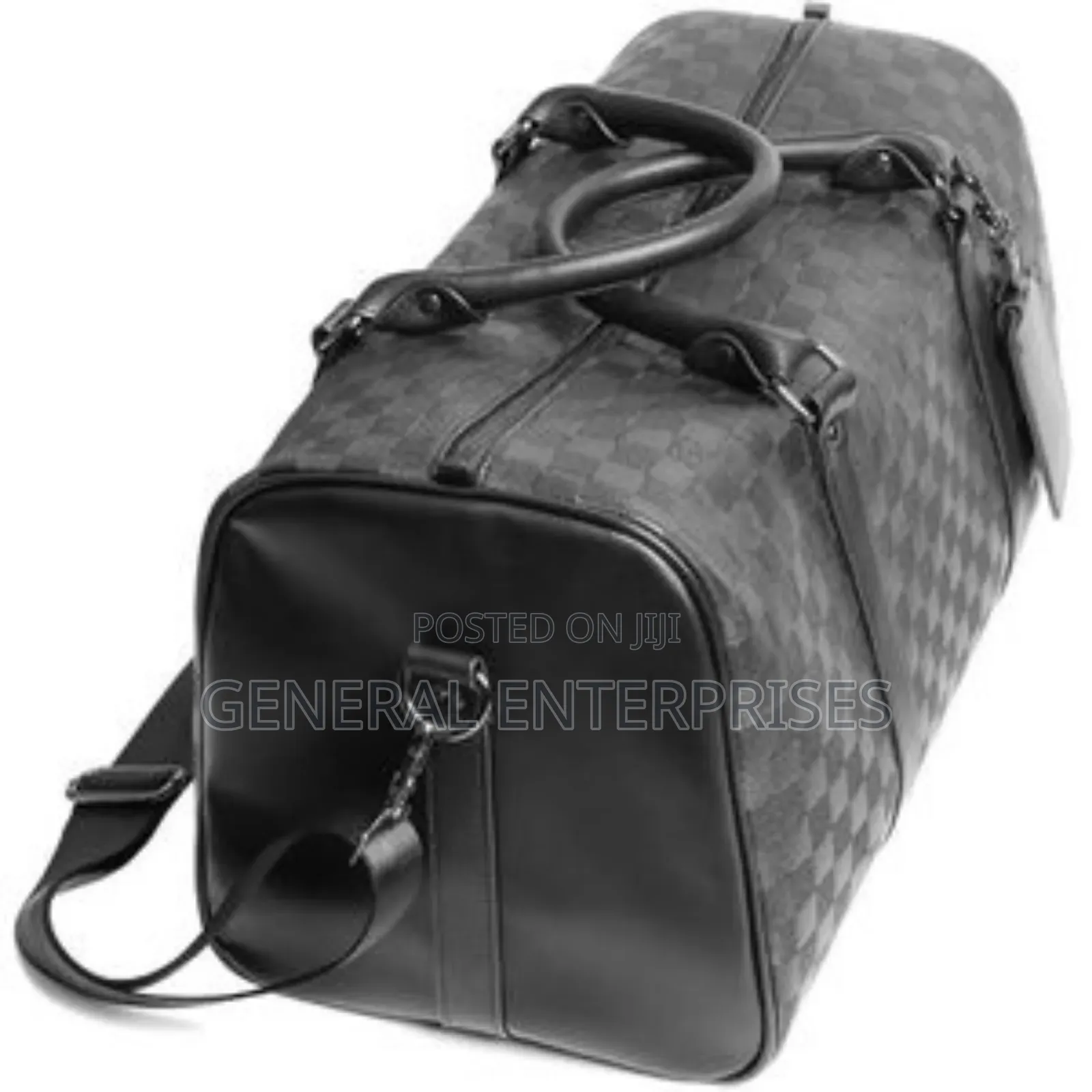 Black and Grey Checkered Pattern Duffel Bag Made of Pu Leather.