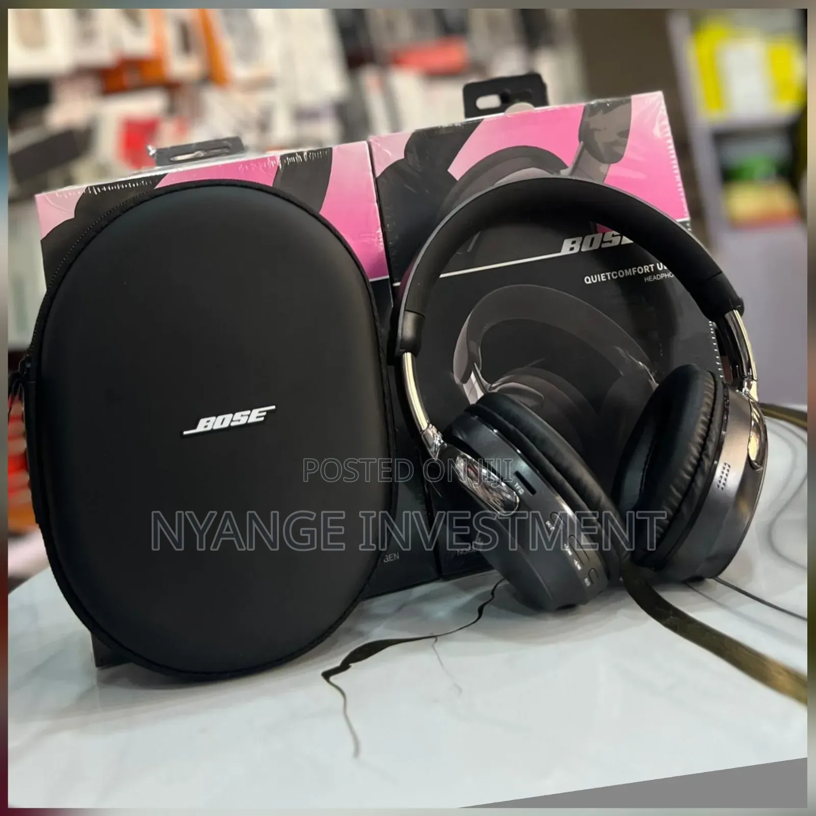 Bose Ultra Headphones
. Headphones