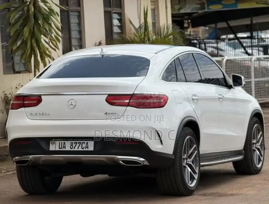 Mercedes-Benz GLE-Class GLE 350d 4MATIC 2018 White
