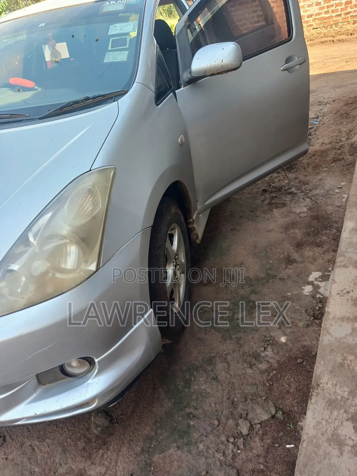 Toyota Wish 2005 Silver