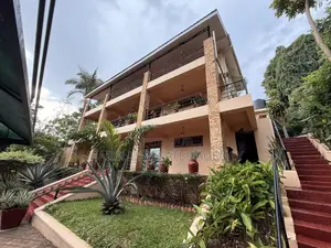 6bdrm House in Mbuya, Central Division for rent