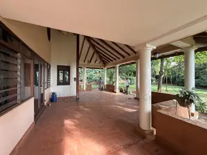 5bdrm House in Mbuya, Central Division for rent