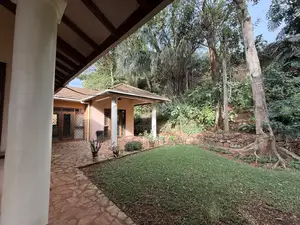 5bdrm House in Mbuya, Central Division for rent