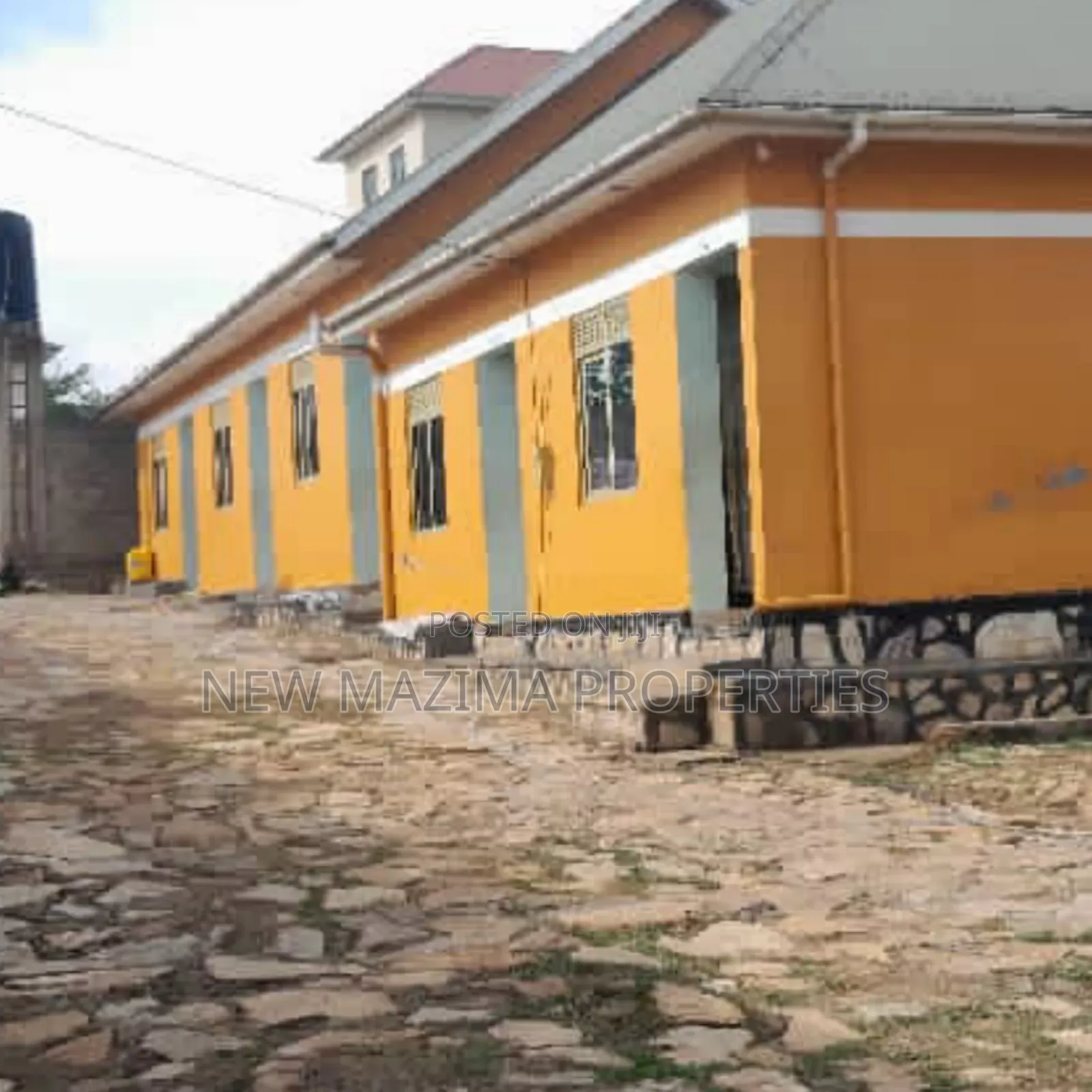 Very Busy Guest House Of Over 10 Selfcontained Guest Rooms Oquicksale