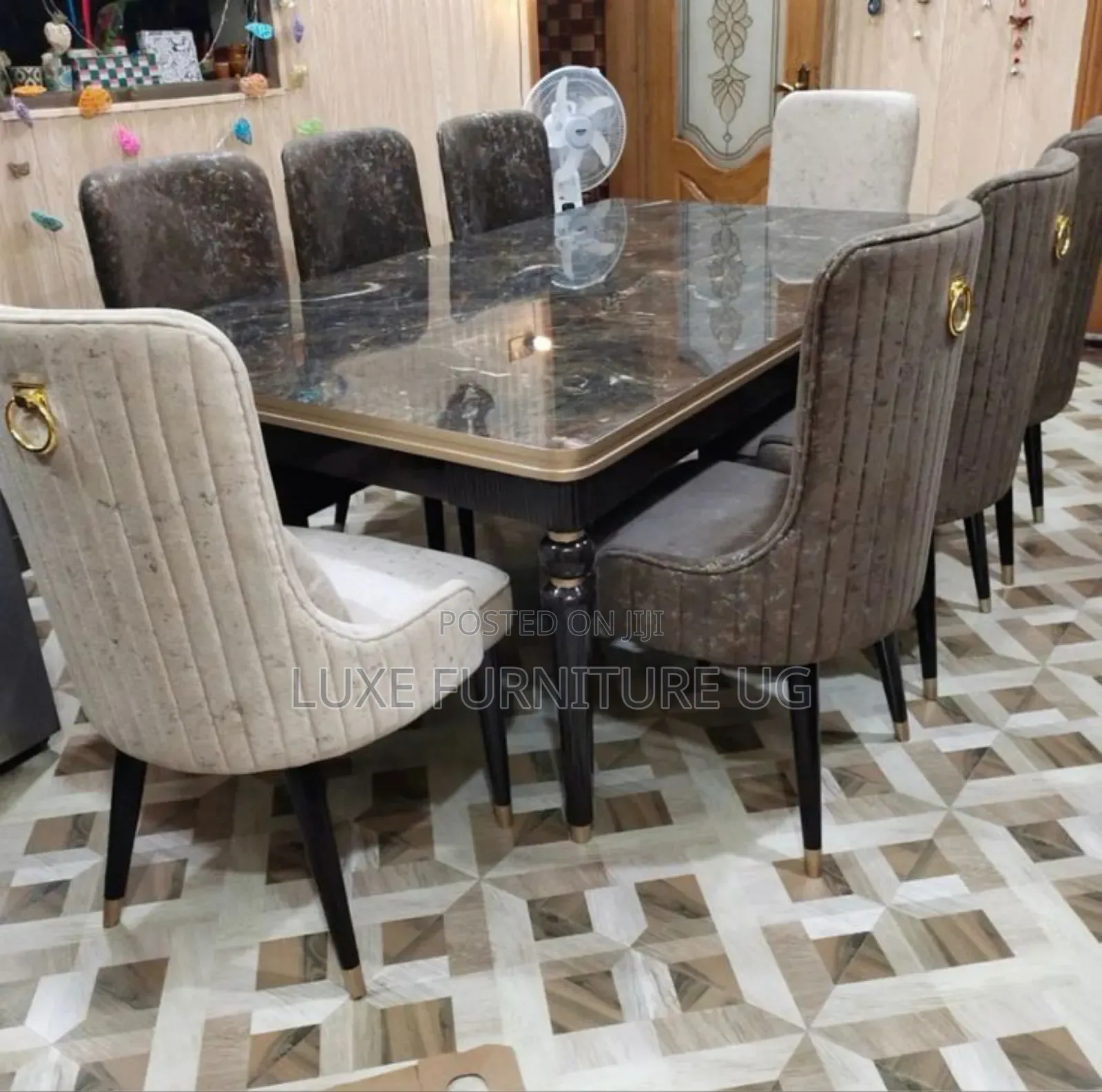Executive 8seater Dinning Table